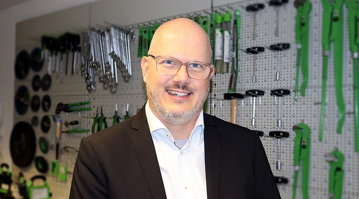 Reto Müller, Human Resources